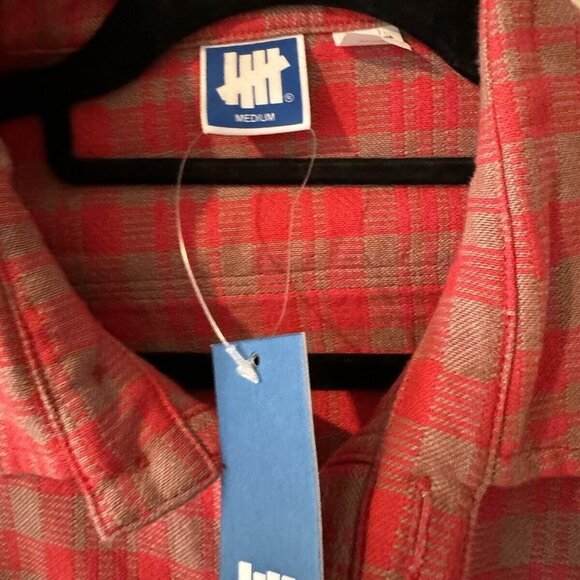 NEW Men's Undefeated Red Flannel Shirt Jacket Size Medium NWT - Picture 4 of 5